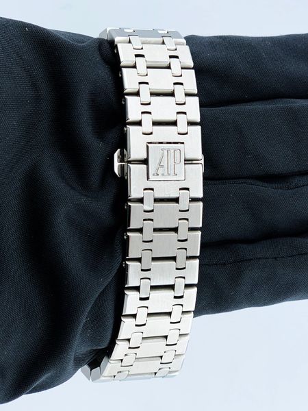 Audemars Piguet Royal Oak 15300ST.OO.1220ST.03